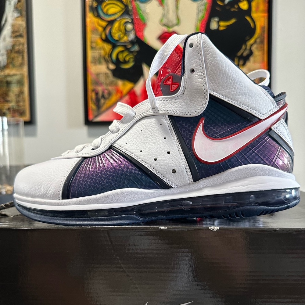 Men’s LeBron 8 (Veterans Day) 2010 - Size 10